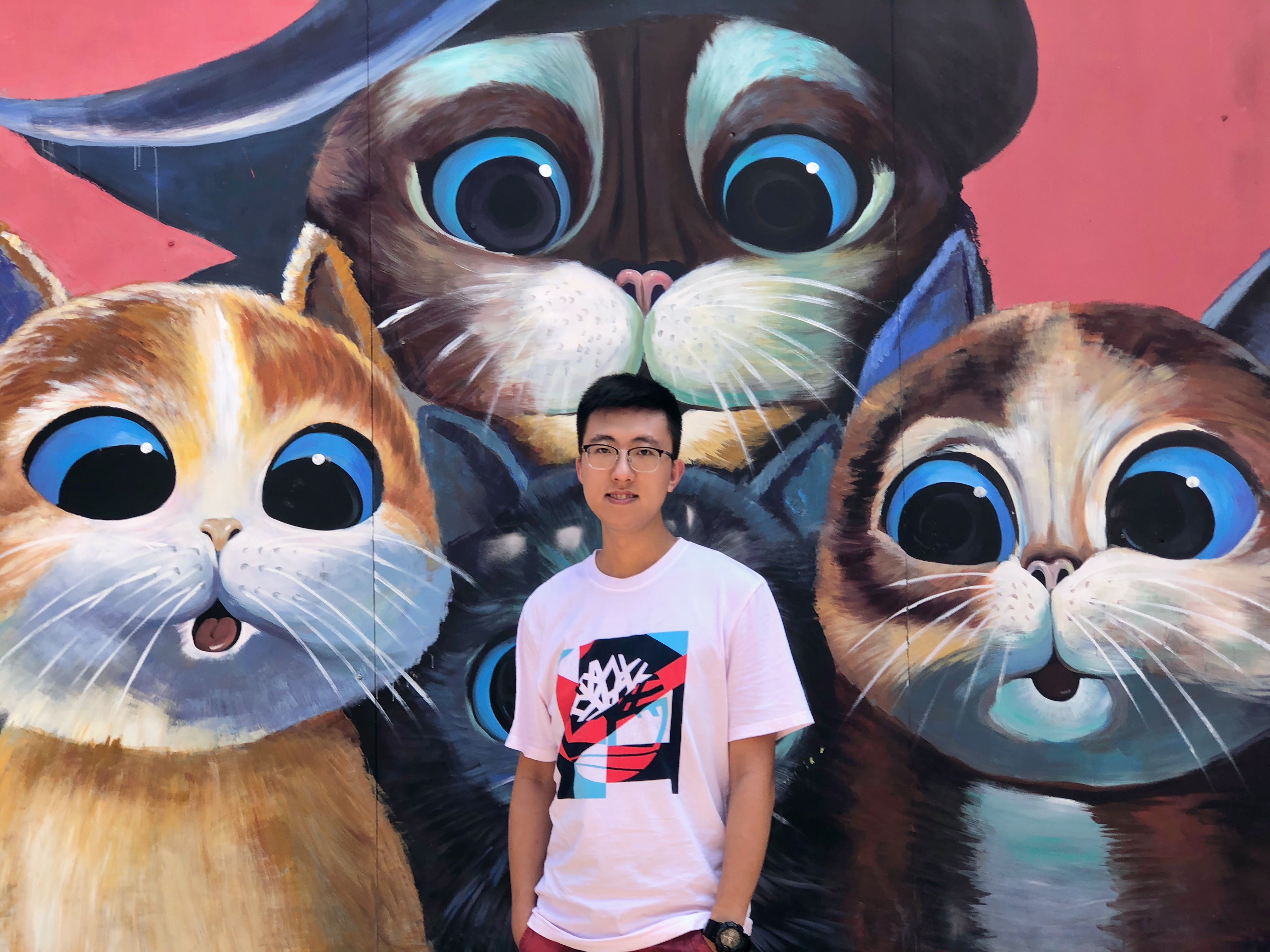 1632649921795039234.png 卢彬单人照.png