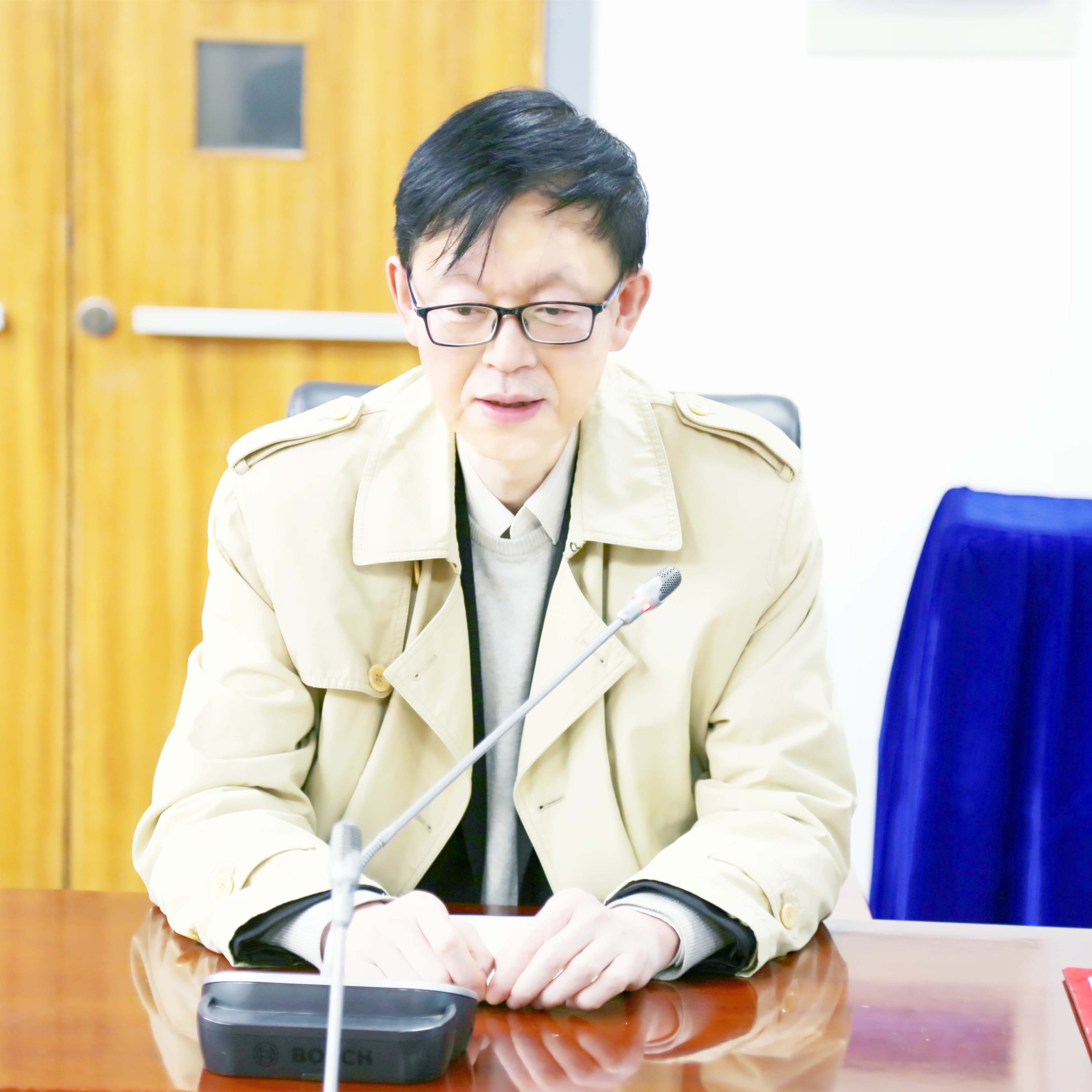 1639017334947022398.jpg 关新平.jpg