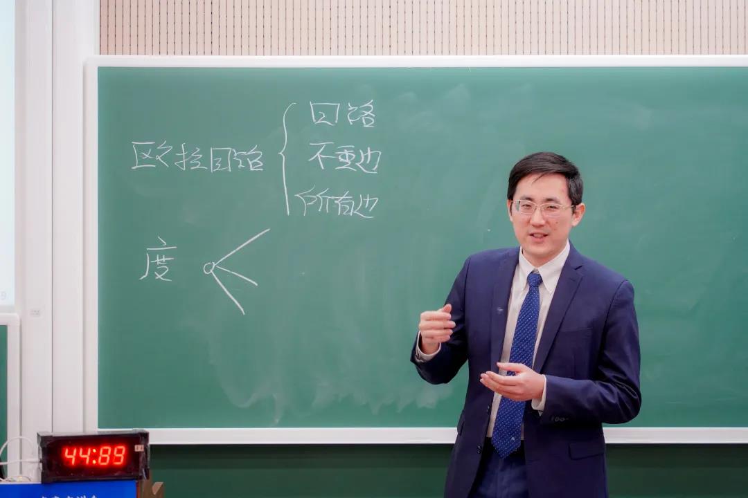 1640242371298097686.jpg 1.jpg