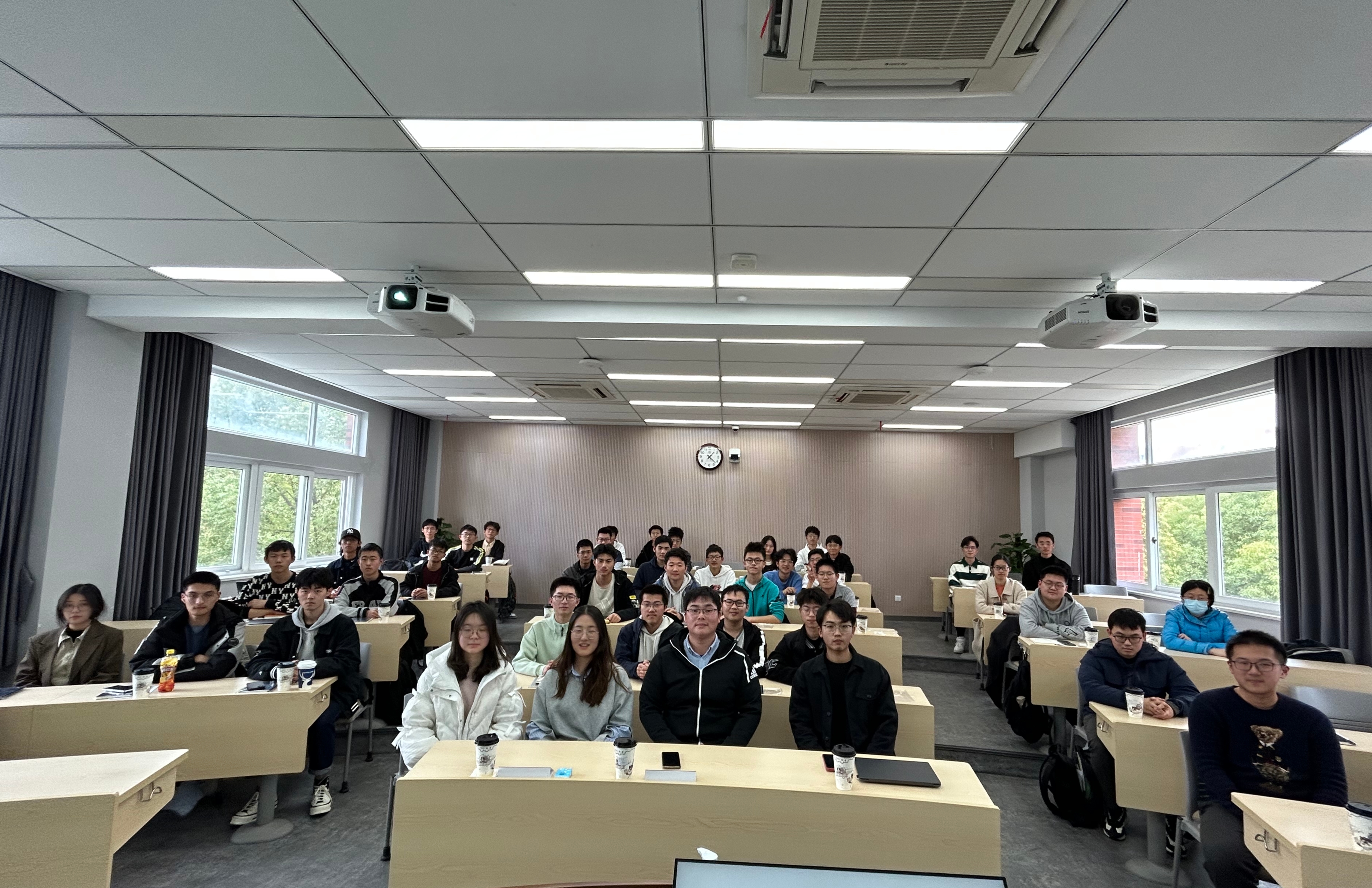 图四.jpg 图四.jpg