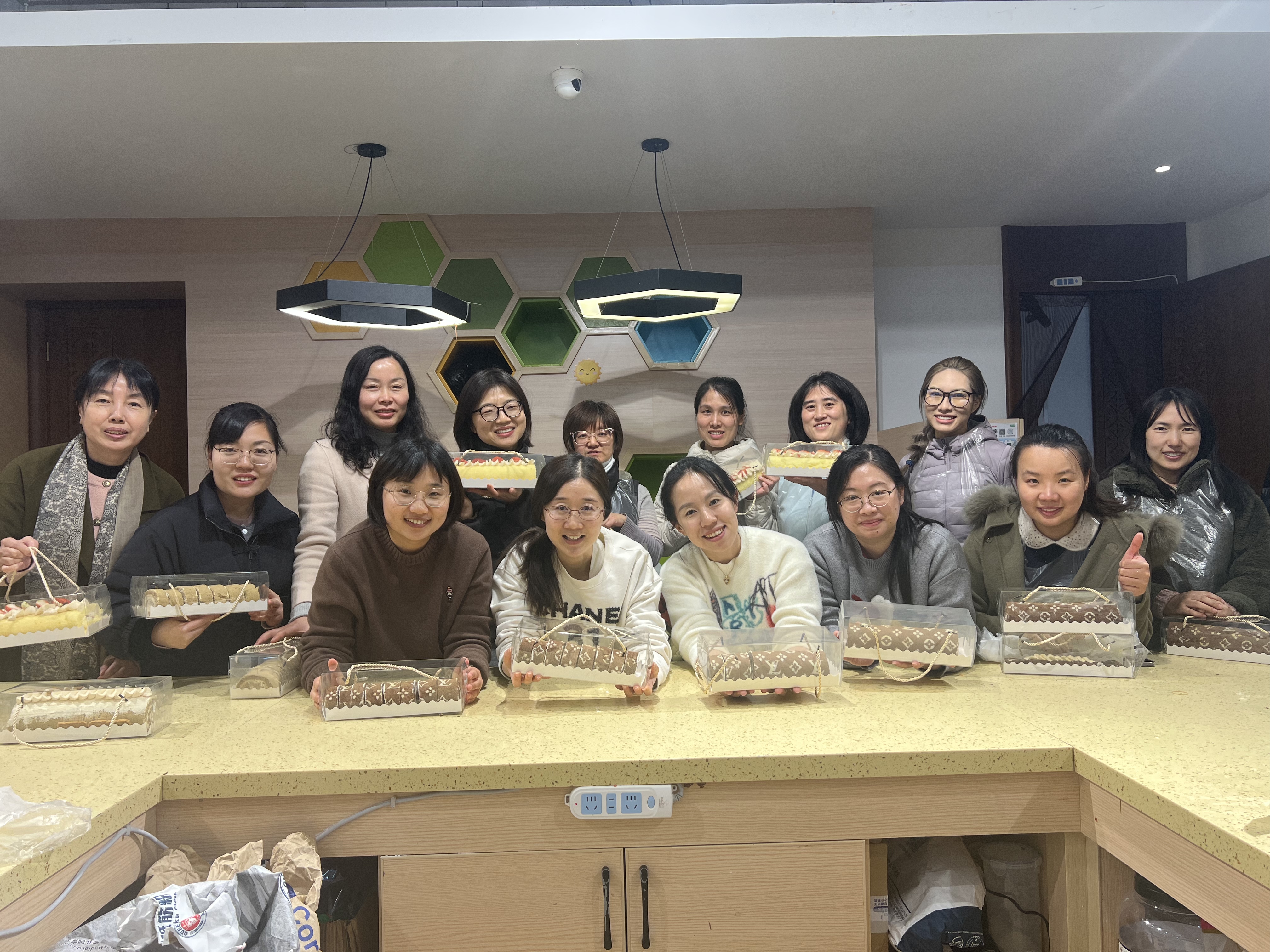 图片5.jpg 图片5.jpg